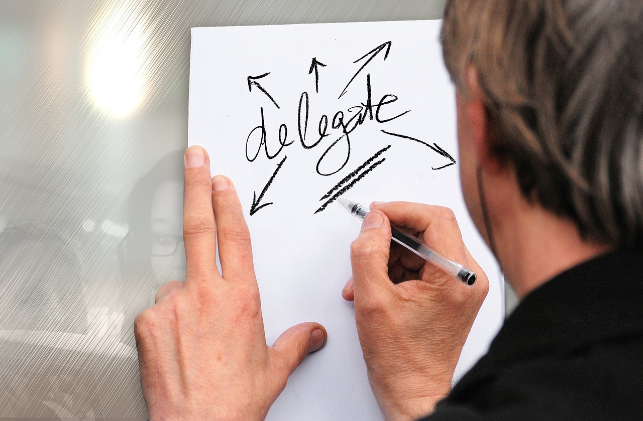 découvrez l'art de la délégation efficace pour optimiser votre gestion de projet et améliorer la productivité de votre équipe.